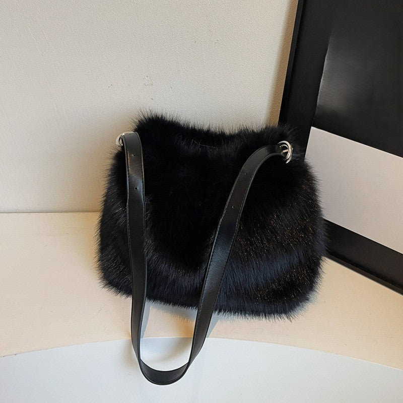 Fashionable plush bag