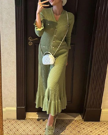 Knitted Slim Fit Pleated Sweater Dress
