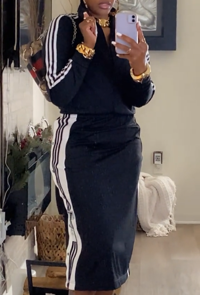 Stand collar jacket + high waist skirt sports suit