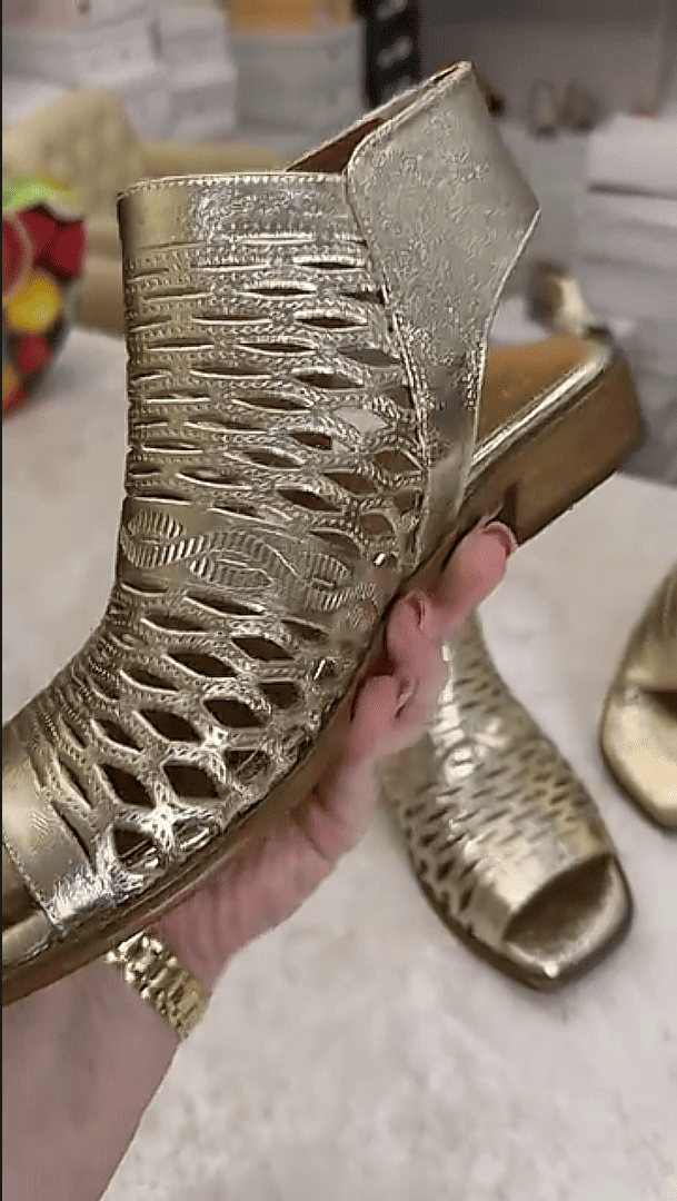 Stylish golden hollow fish mouth ankle sandals