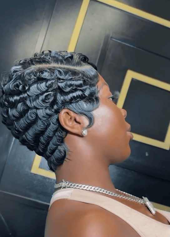 Sexy Quick Wave Lace Short Wig