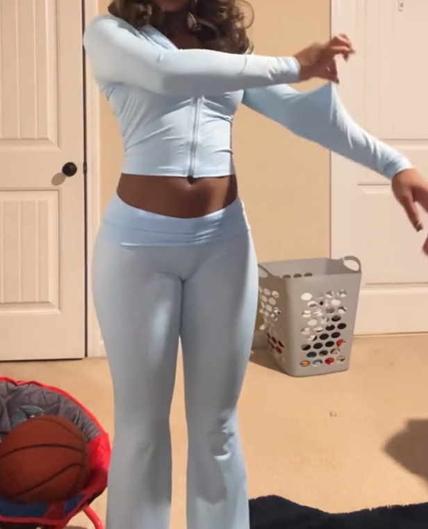 Elastic casual sports suit