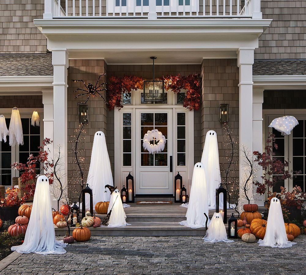 Lit Ghosts Wreath