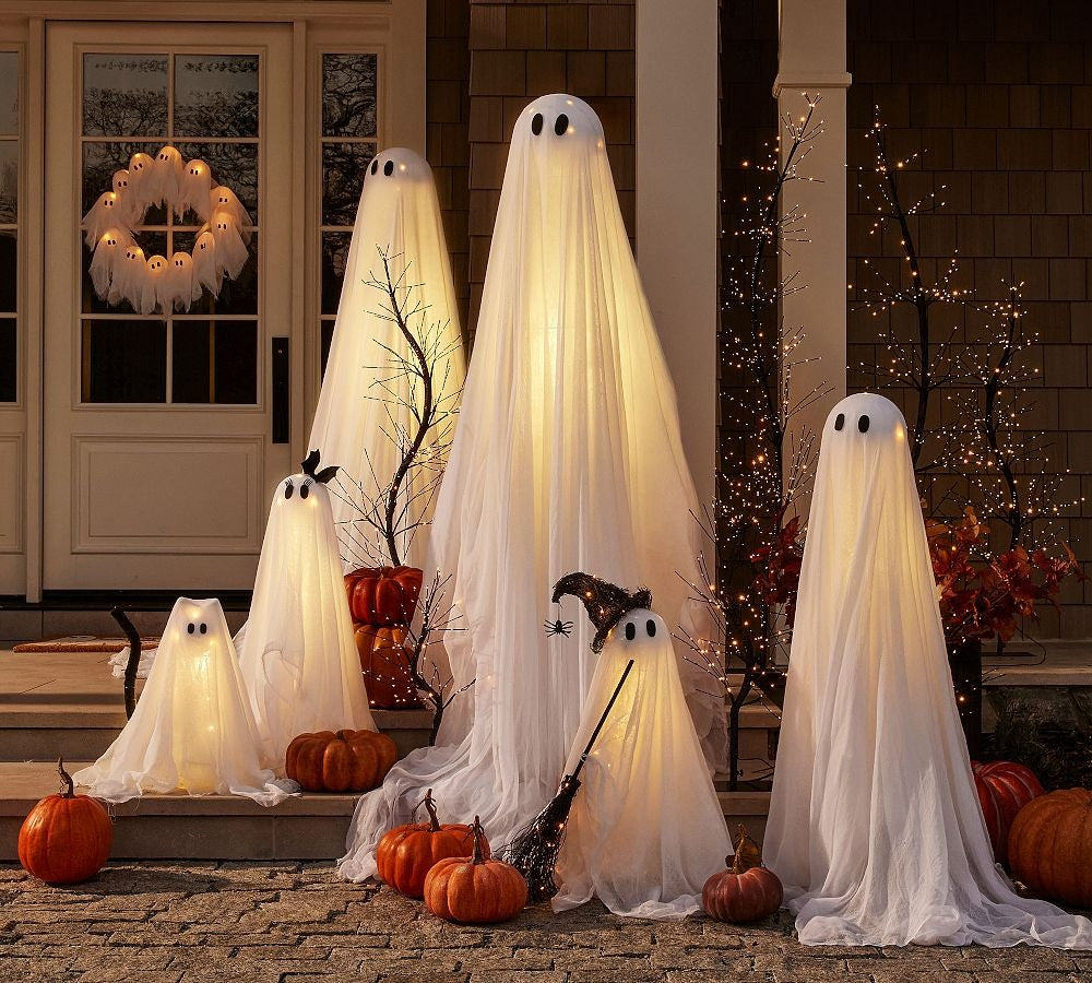 Lit Ghosts Wreath