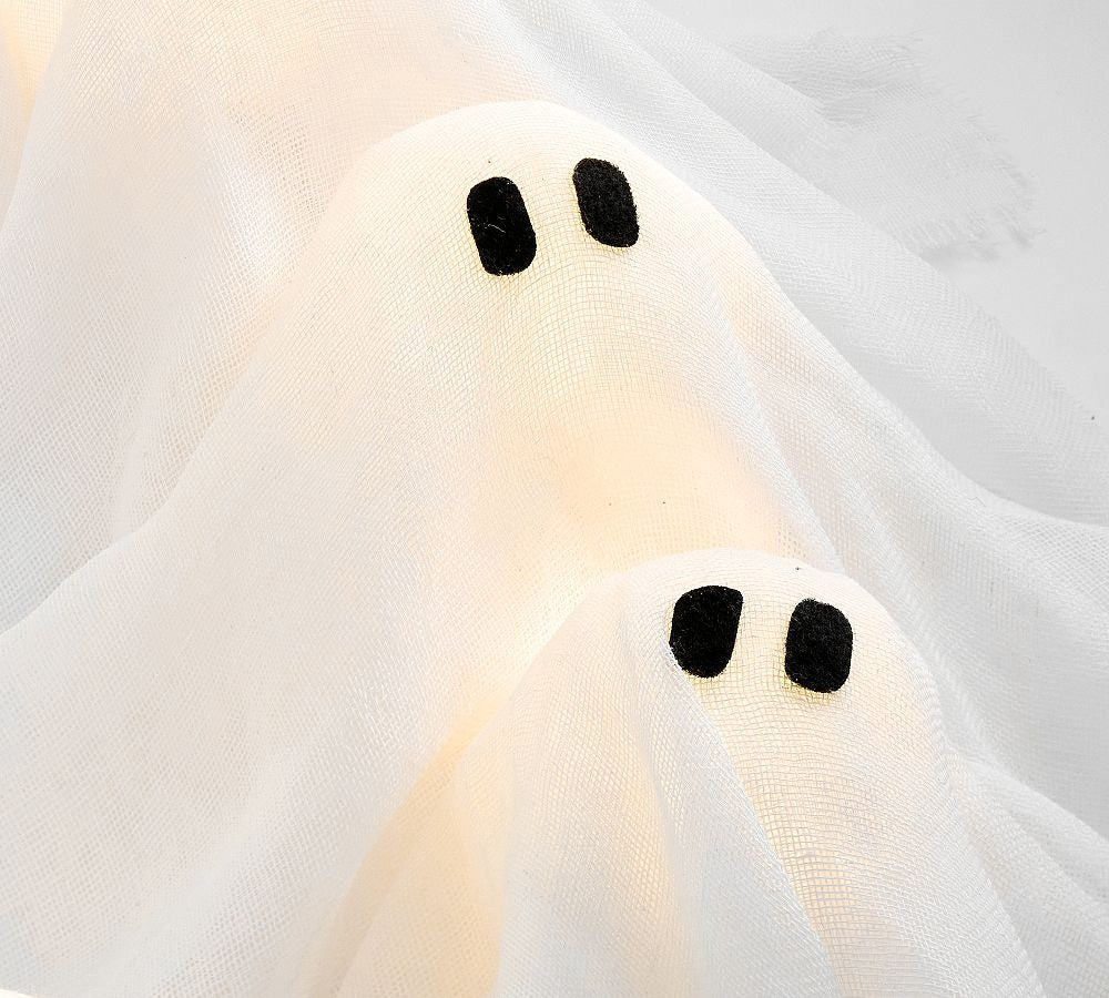Lit Ghosts Wreath