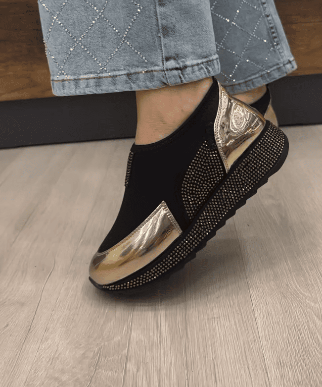 Women's rhinestone patent leather slip-on casual shoes