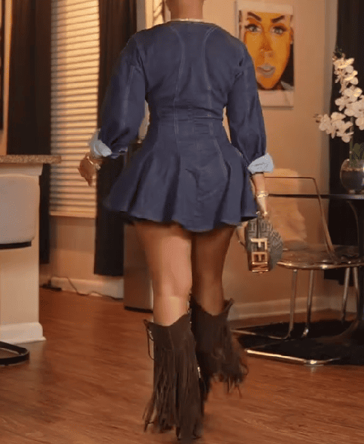 Long-Sleeve V-Neck Slim Mini Dress