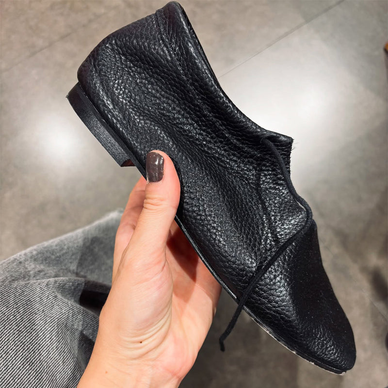 Soft Leather Flat Lace-Up Cutout Round-toe Shoes