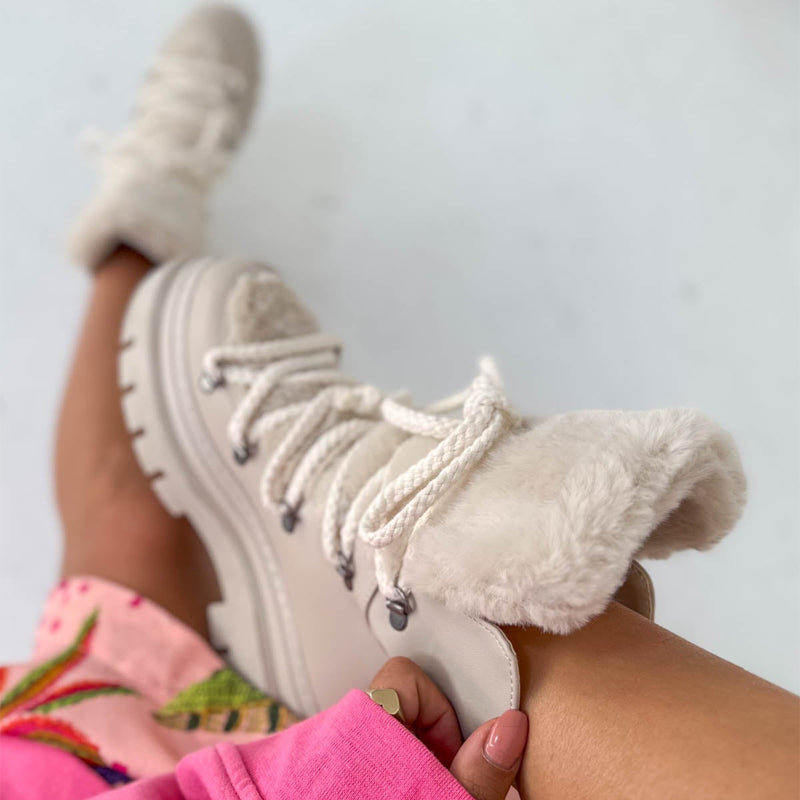 Thick-soled Furry Lace-up Boots