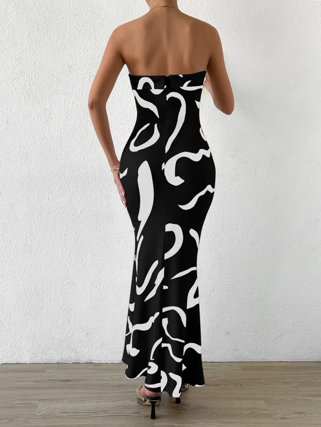 Black and white graffiti tight maxi skirt