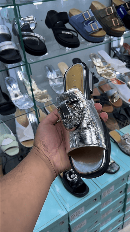 Stylish shiny patent leather block heel slides