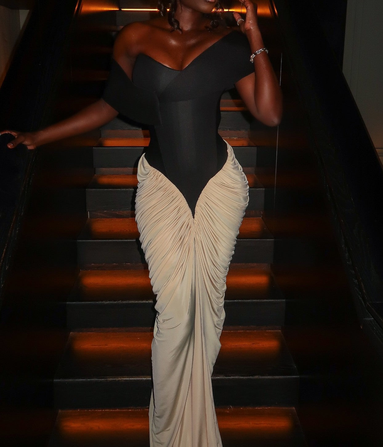 Round Neck Sleeveless Backless Side Drape Dress