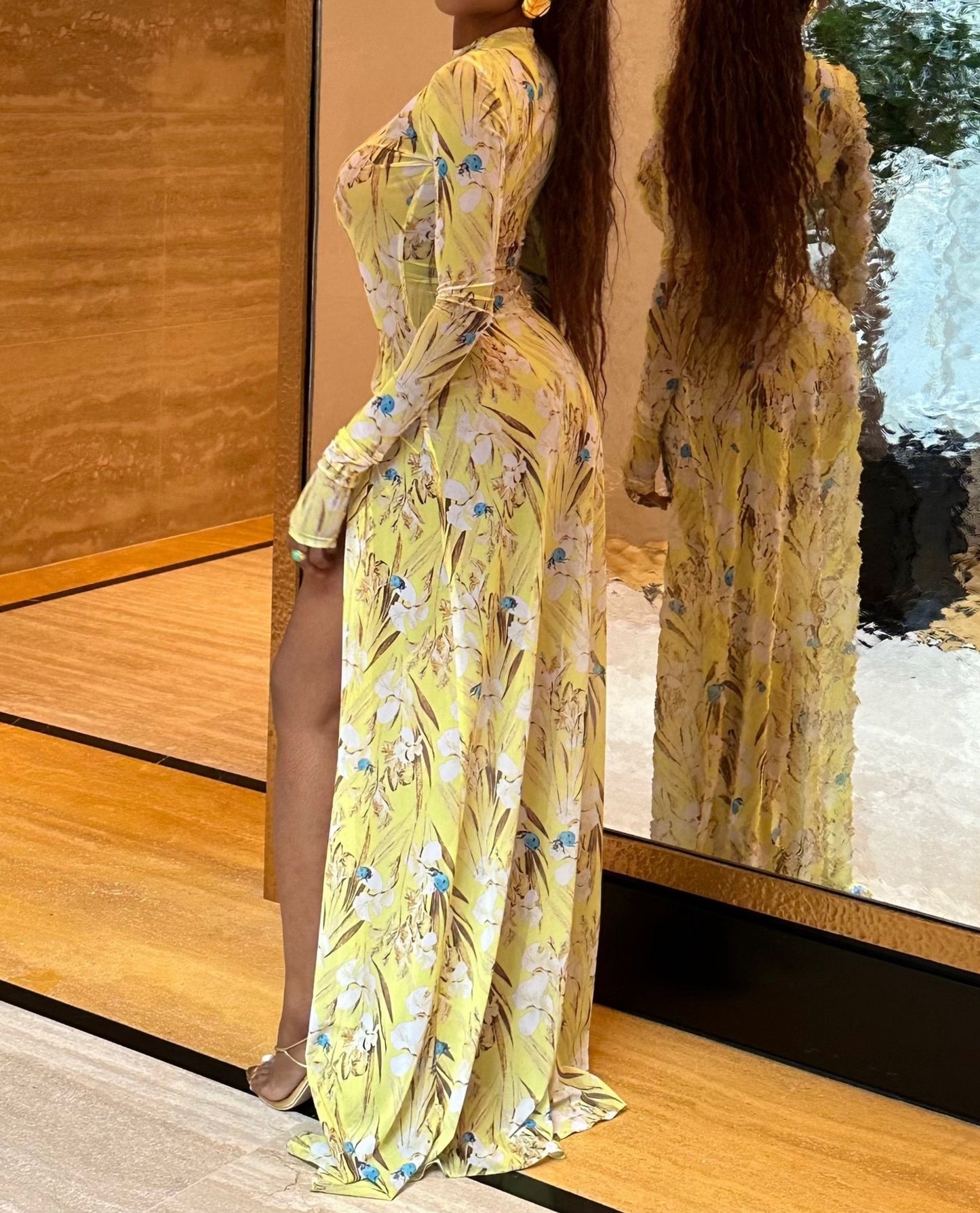 Yellow floral long-sleeved knot dress