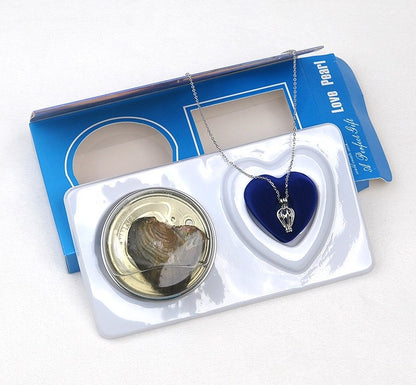 Pearl oyster pendant blind box
