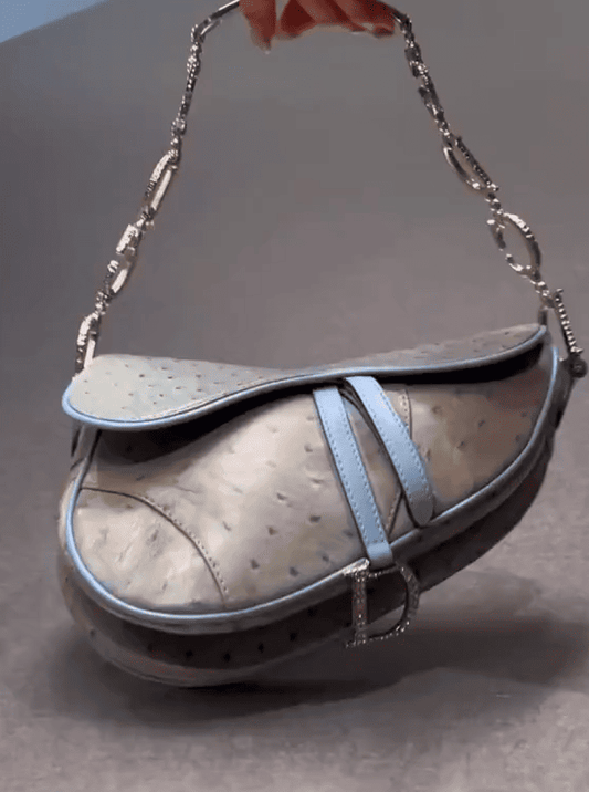 Saddle Vintage ostrich handbag