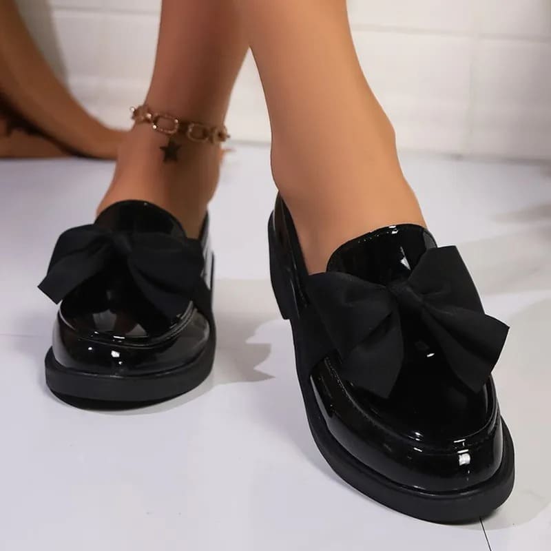 Fashionable Bowknot Design Loafers