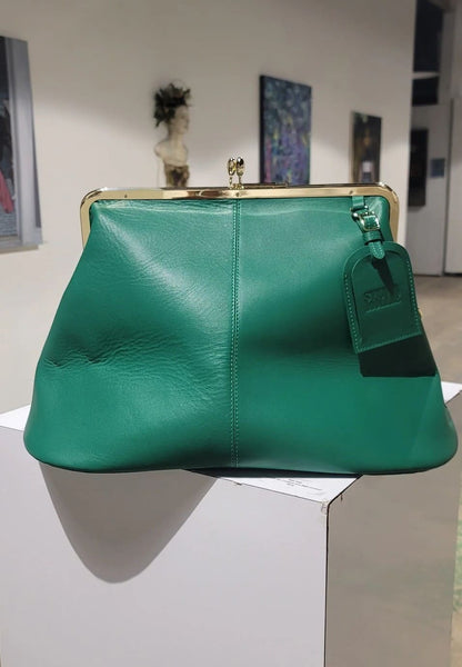 Genuine cowhide leather kiss lock vintage clutch handbag