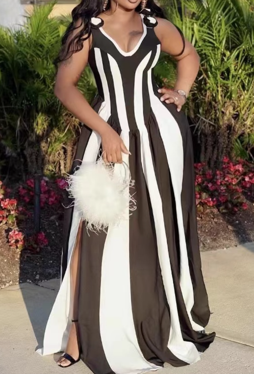 The Classy Black & White Maxi Dress